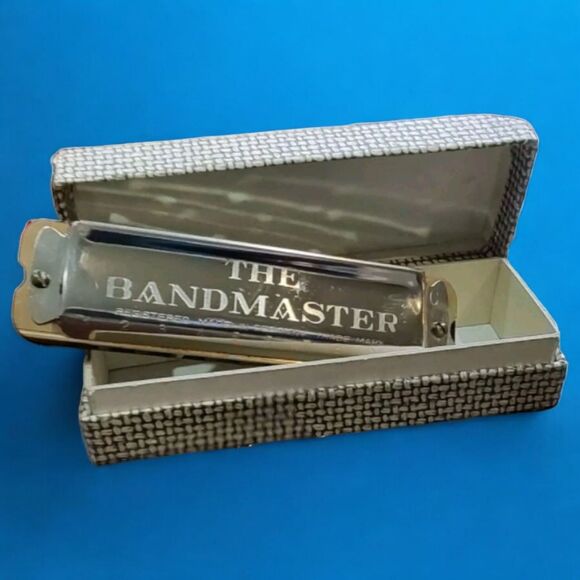 The Bandmaster Vintage 4" Chrome Harmonica "C" with Original Box - Musical Gift - Picture 3 of 13
